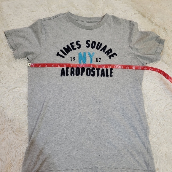 Aeropostale Men Times Square Logo Gray Short Sleeve T-Shirt size Small - Picture 5 of 7